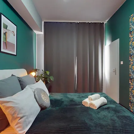 Market Square Tectumapartments 4*