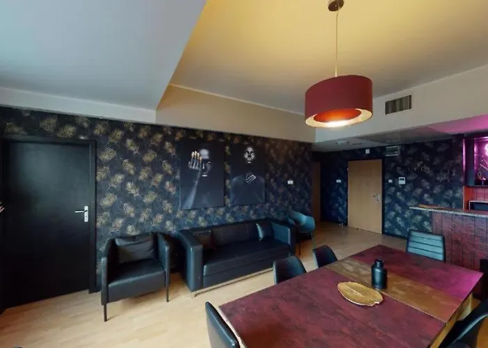 Market Square Tectumapartments 4*